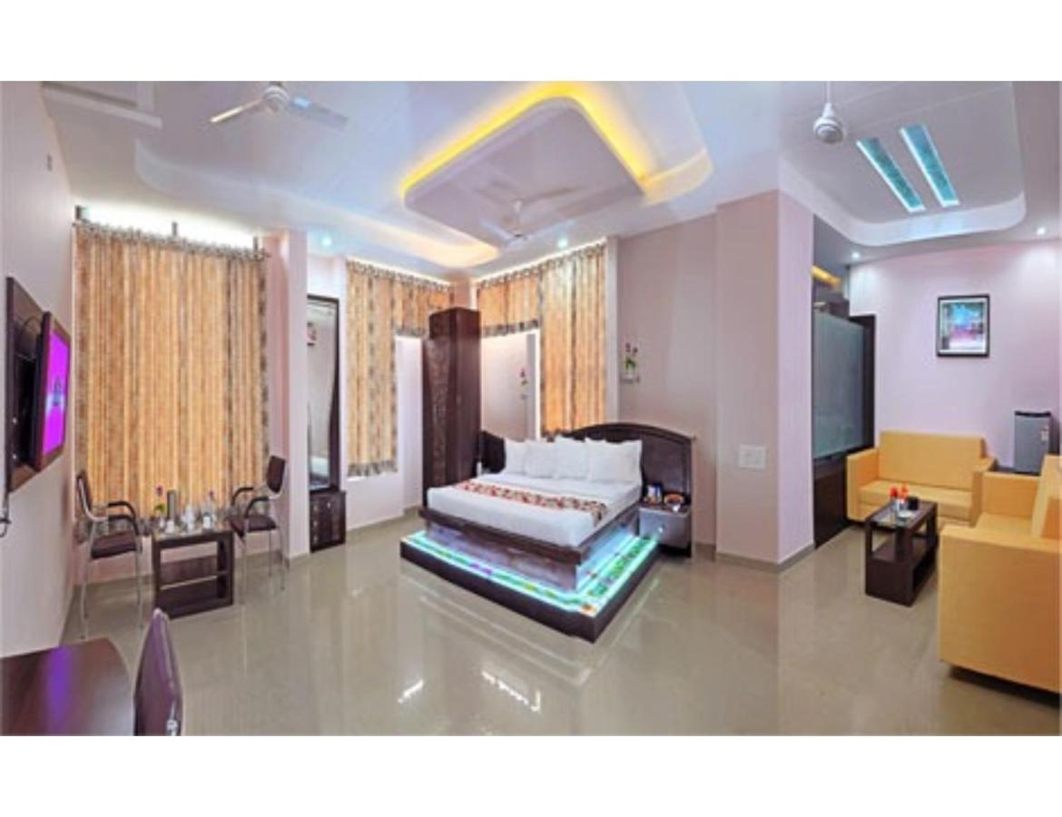 Hotel Shivam Fort View, Chittorgarh Bagian luar foto